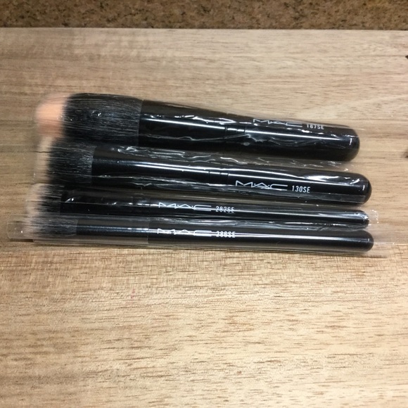 MAC Cosmetics Other - New Set Of 5 Travel Sized MAC Duo Fibre Brushes